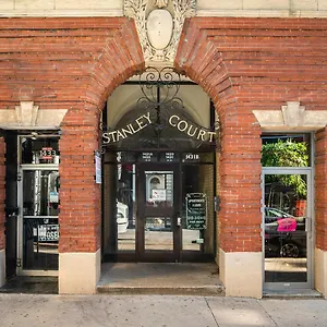 Stanley Court By Simplissimmo Canada