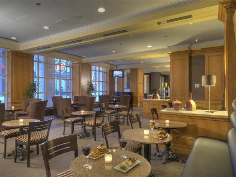 The Novotel Toronto Centre 4*,  Canada
